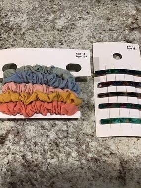 Gap hair bundle   of two....New